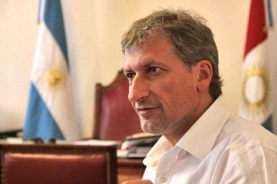 Campana: �No soy un peronista tradicional porque no tuve militancia�