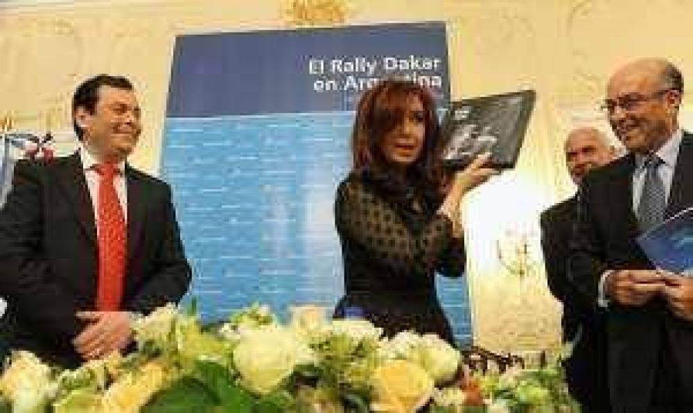 Elogio a San Juan en el paso de CFK por Par�s