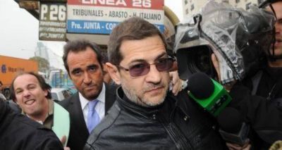 Rossi dijo que el kirchnerismo "no va a legitimar a alguien investigado por la Justicia"