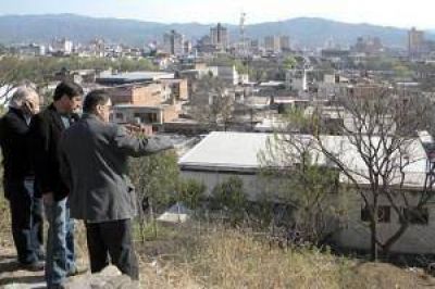 Municipio avanza en construcci�n de un nuevo mirador