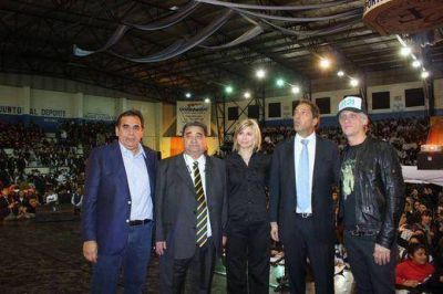 Scioli y Curto participaron de actividad de concientizaci�n ambiental