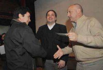 CREAR Bariloche entreg� cr�ditos a microemprendedores