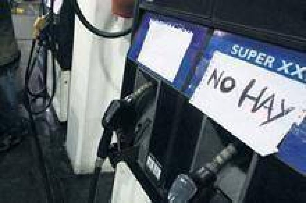 Preocupa la escasez de combustibles que se registrar�a el domingo