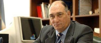 Transportes: Mondino reclam� que se suspendan los aumentos y acus� con dureza a la administraci�n K