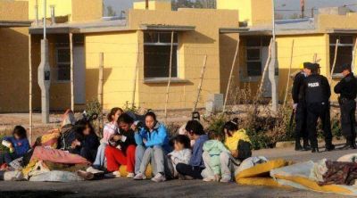 D�ficit de vivienda: ocupan un barrio por segunda vez 
