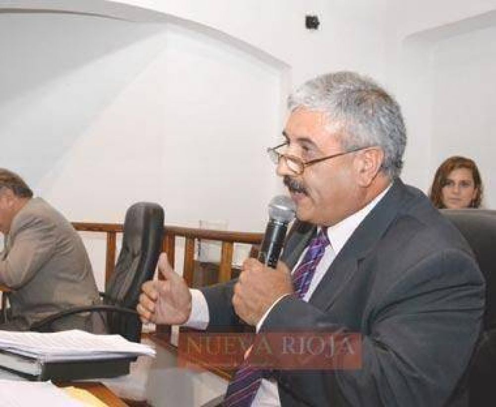 No habr�a sanci�n para el concejal Eleazar Arabel
