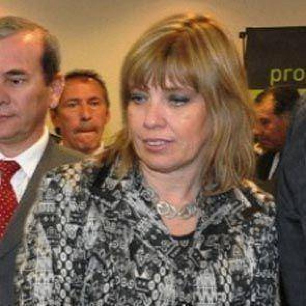 INTERCAMBIEMOS CULTURA Y PRODUCCI�N CON LA ALCALDESA DE COPIAP�