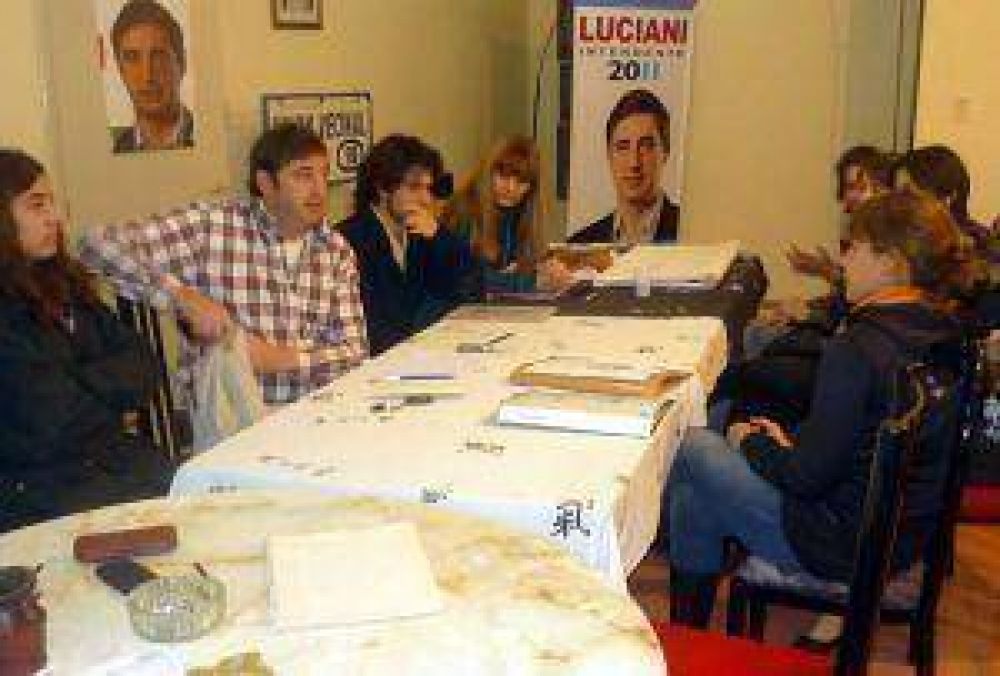 Luciani contin�a su campa�a 