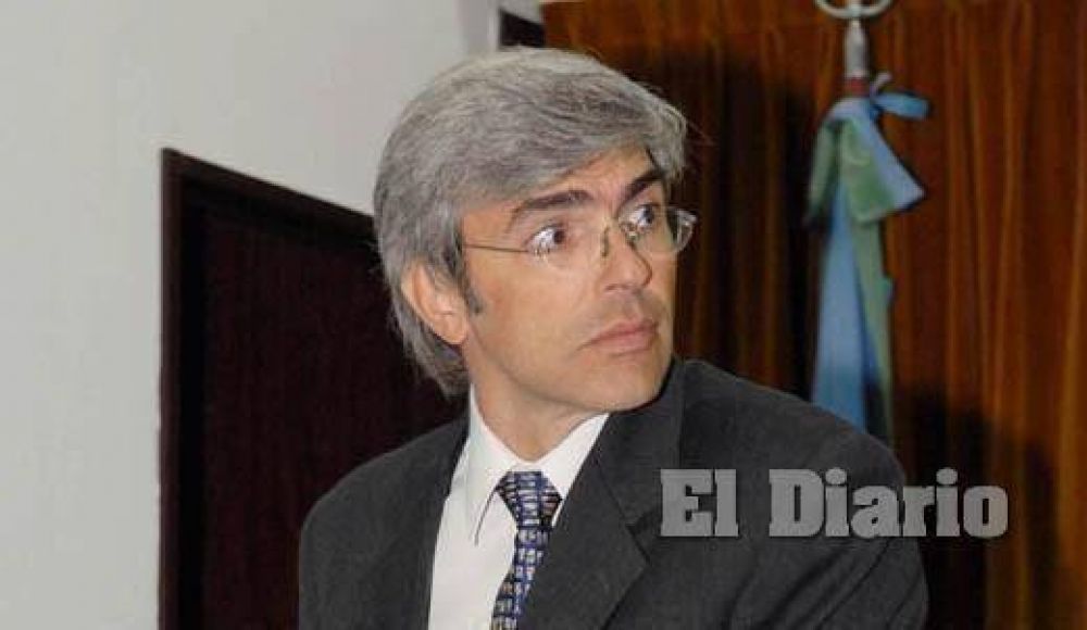 Avanza el pedido de jury a Molina Pico