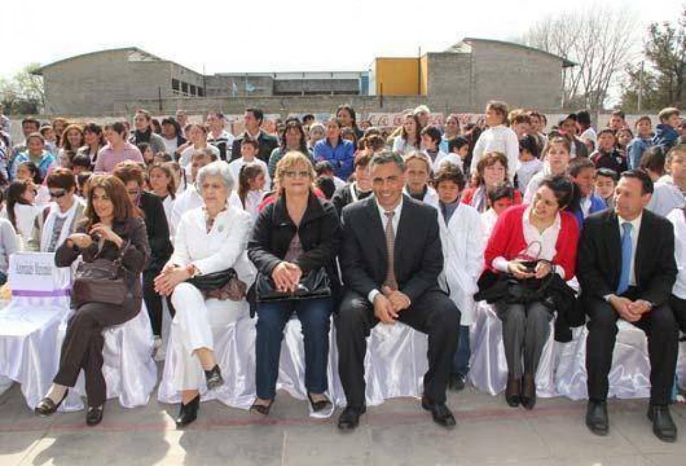 La Escuela N�9 cumple medio siglo