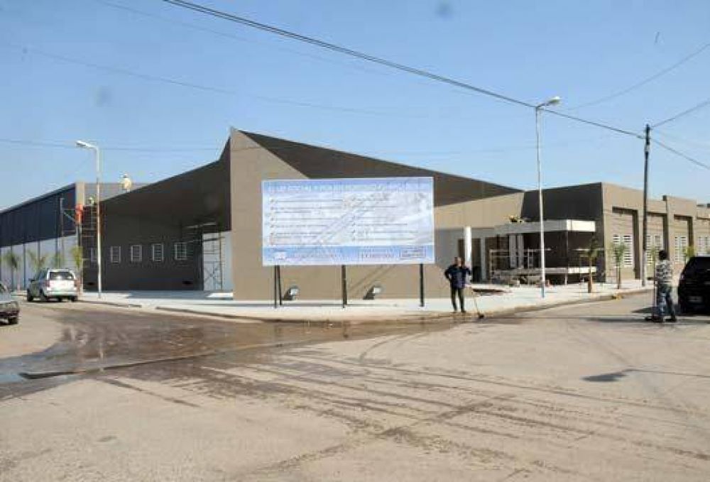 El Polideportivo cerca de su inauguraci�n