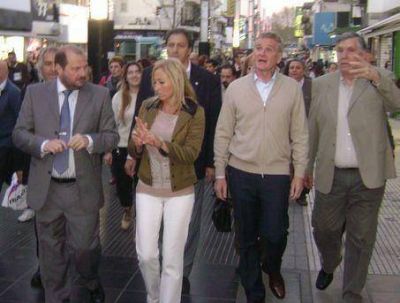 Junto a sus candidatos locales, De Narv�ez alert� sobre el narcotr�fico en la Provincia