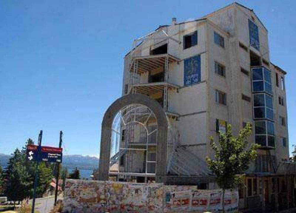Niegan que la Municipalidad trabe las obras del Sanatorio