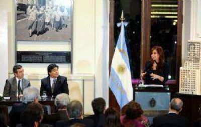 Para frenar el corte, Cristina viene el 26