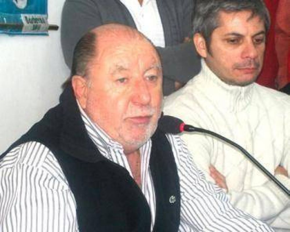 Busti vaticin� que el gobierno se sorprender�
