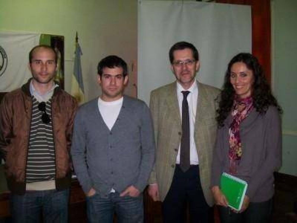 Se realiz� una charla sobre el Programa de Financiamiento Productivo del Bicentenario.