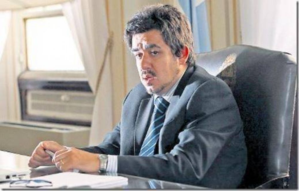 �No tengan dudas, vamos a ganar el pr�ximo 23 de octubre�, dijo Alejandro Arl�a, en claro respaldo a la candidatura de �Petite� Francese 
