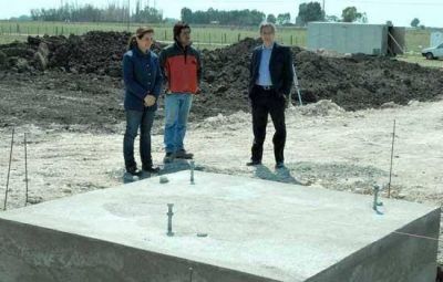 Finaliza la construcci�n de la base y el emplazamiento de los anclajes para la antena de televisi�n digital