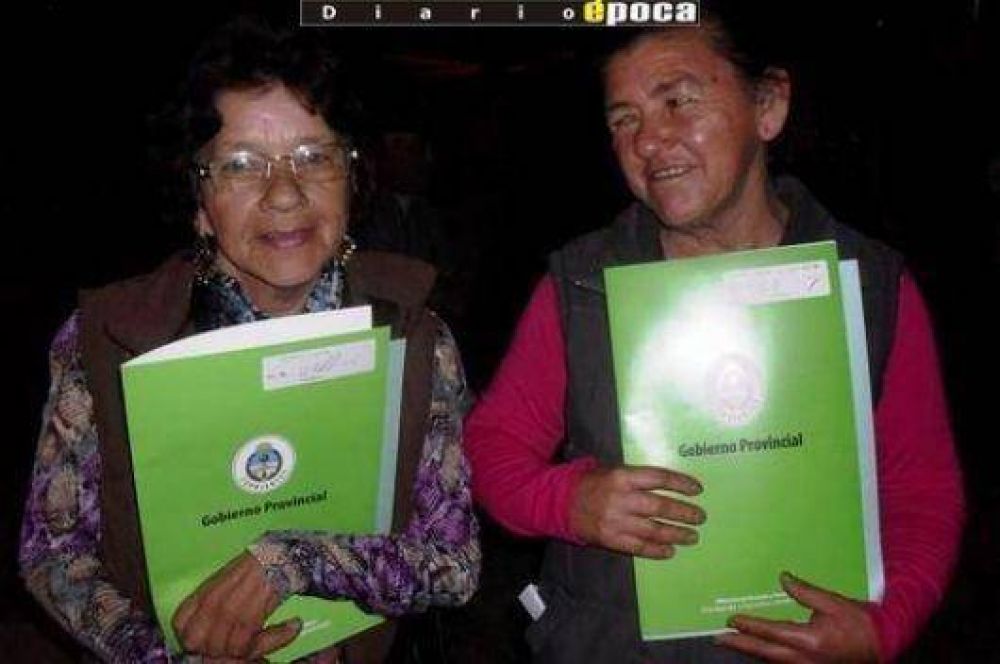 M�s de 80 familias, nuevas due�as de su propiedad en Mercedes