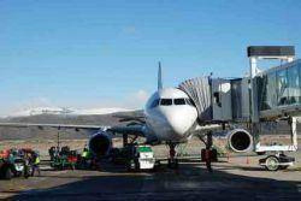 Bariloche perdi� m�s de 90 mil turistas por cierre del aeropuerto
