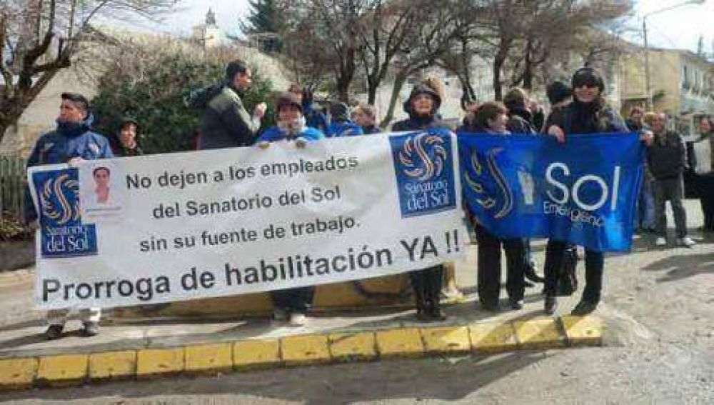 Volvieron a reclamar los trabajadores del Sanatorio del Sol