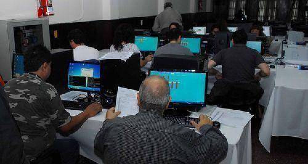 Pedrini supervis� los preparativos para las elecciones