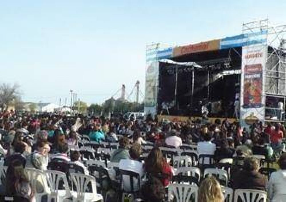 FPV: Festival art�stico con Abel Pintos