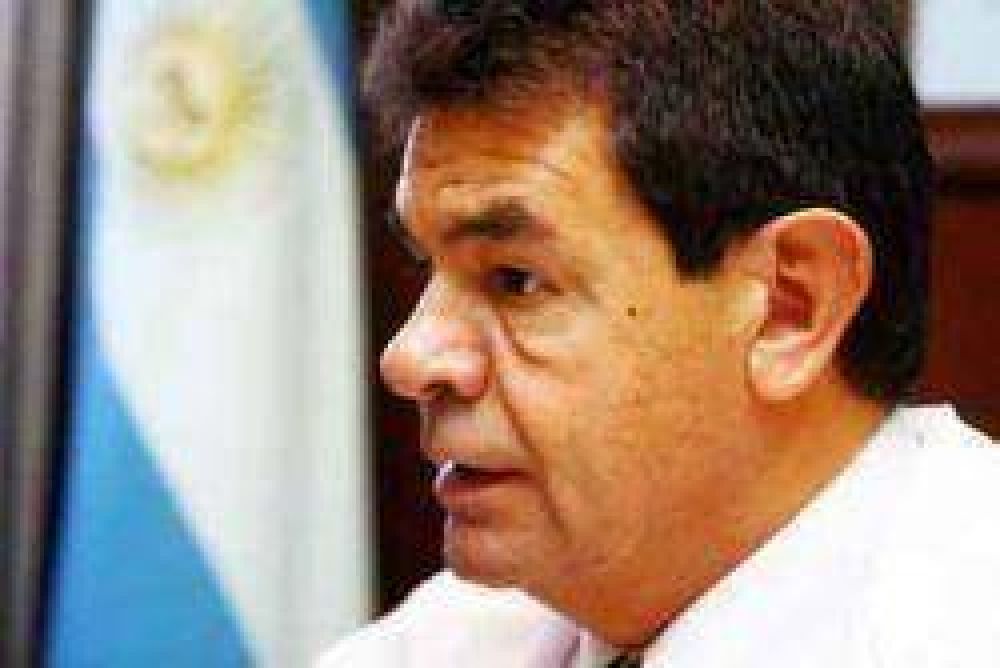 El radicalismo cada vez m�s fracturado: An�bal Hern�ndez no apoyar�a a Casc�n