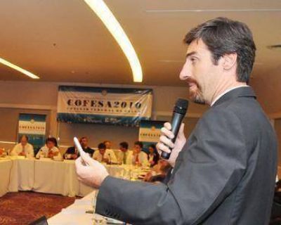 Echan al m�dico acusado por el robo de beb�s