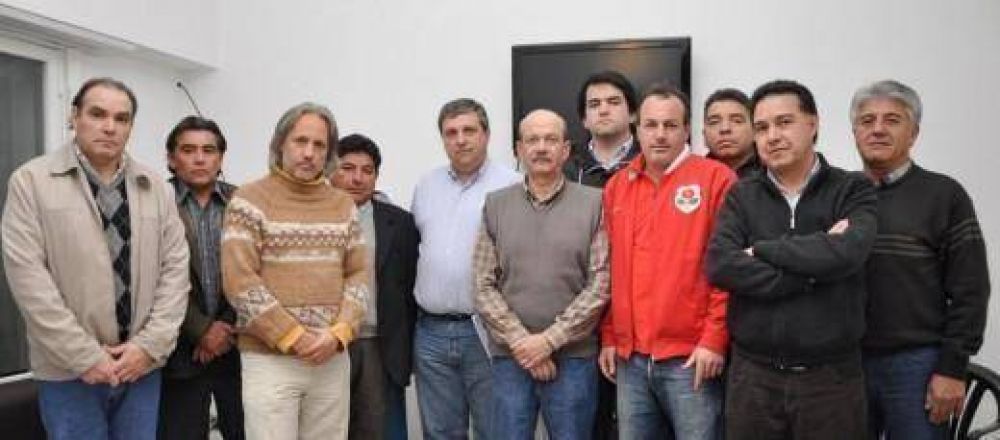La nueva conducci�n de ARBIA se reuni� con Cheppi y le brind� su �decidido apoyo�