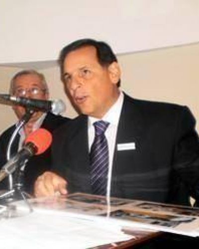 �De las 5.600 viviendas que reclama el Gobierno a la Naci�n s�lo ejecutaron 350�