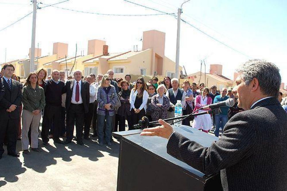 Pavimento para Todos: inauguraron 19 cuadras en El Trapiche 