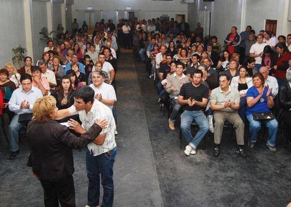 Entregaron aportes de Pueblos Puntanos en la localidad de Quines