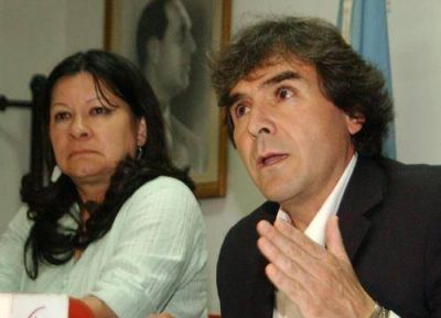 Irraz�bal: Hay que acompa�ar este modelo de Naci�n y de Provincia