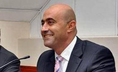 ALBERTO MARTINO:�Viviendas y desag�es ser�n nuestras prioridades� 