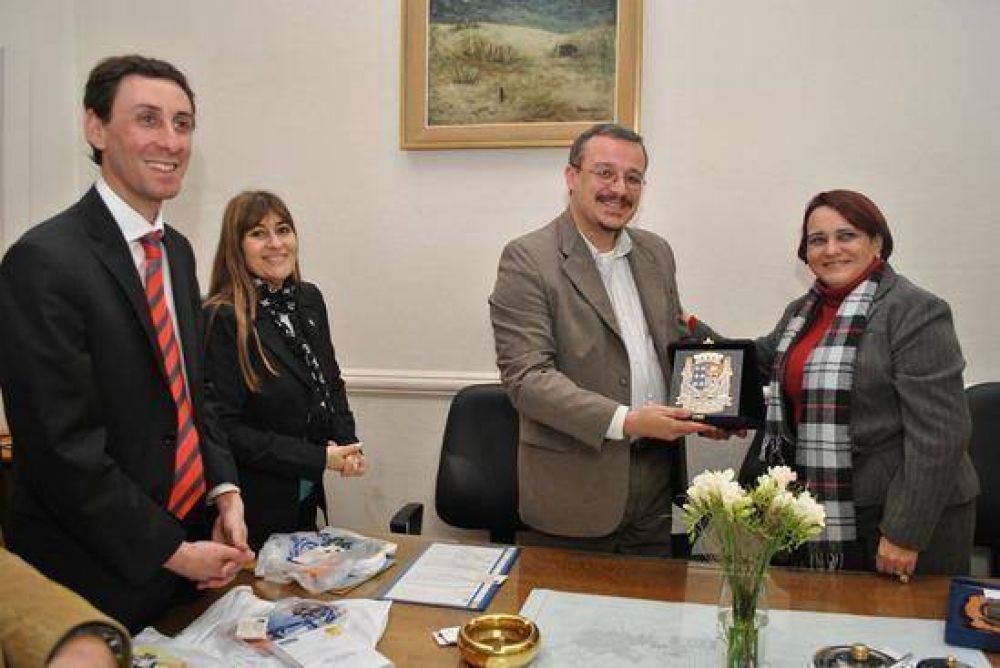 Autoridades Municipales recibieron a funcionarios de Brasil 
