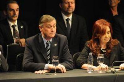 Cristina y Hermes m�s all� de los protocolos  
