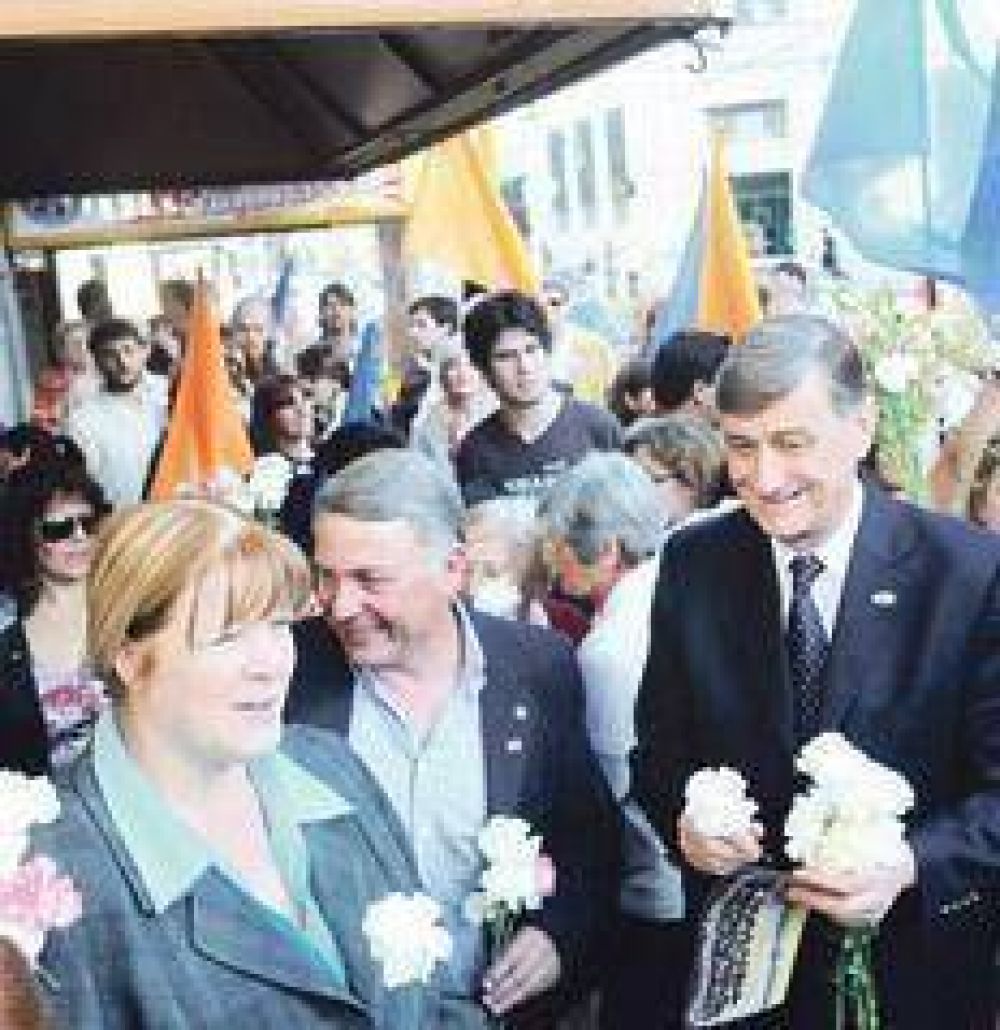 Flores para la gente, no para CFK