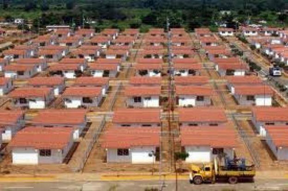 Ofrec�a planes de viviendas "truchos"