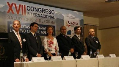�El sistema de Salud es an�rquico, necesitamos un modelo sanitario y no uno comercial�