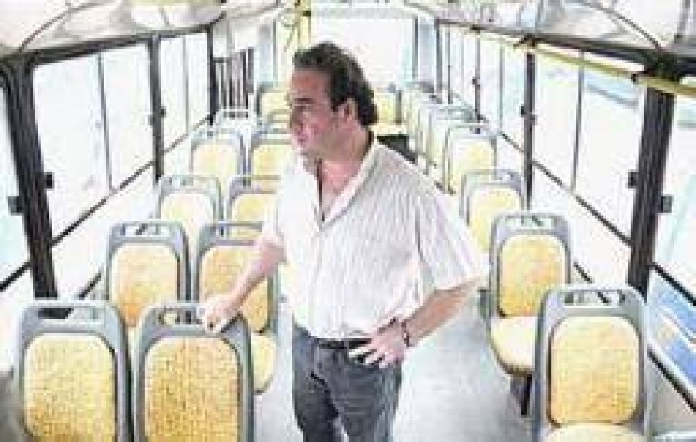 Riojano�s Limitada insiste con subir el boleto del colectivo urbano