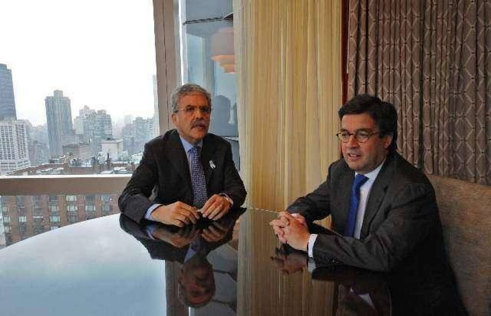 En EE.UU, De Vido confirm� inversi�n en Neuqu�n