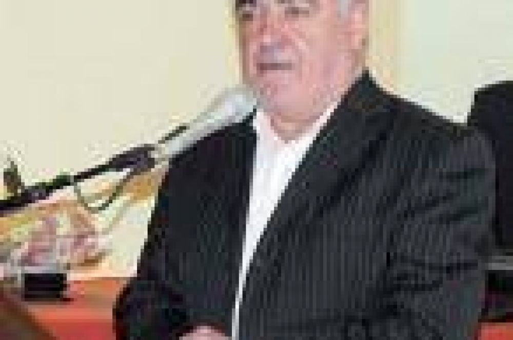 Das Neves dispar� contra la �dirigencia oportunista� en esta ciudad
