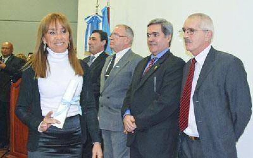 �Comodoro tiene la oportunidad de lograr el poder que solicitaba�