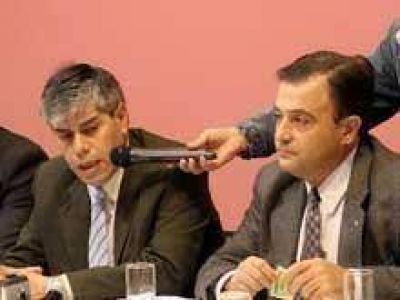 Peralta y Pesatti: "hay que priorizar la decencia por sobre la corrupci�n"