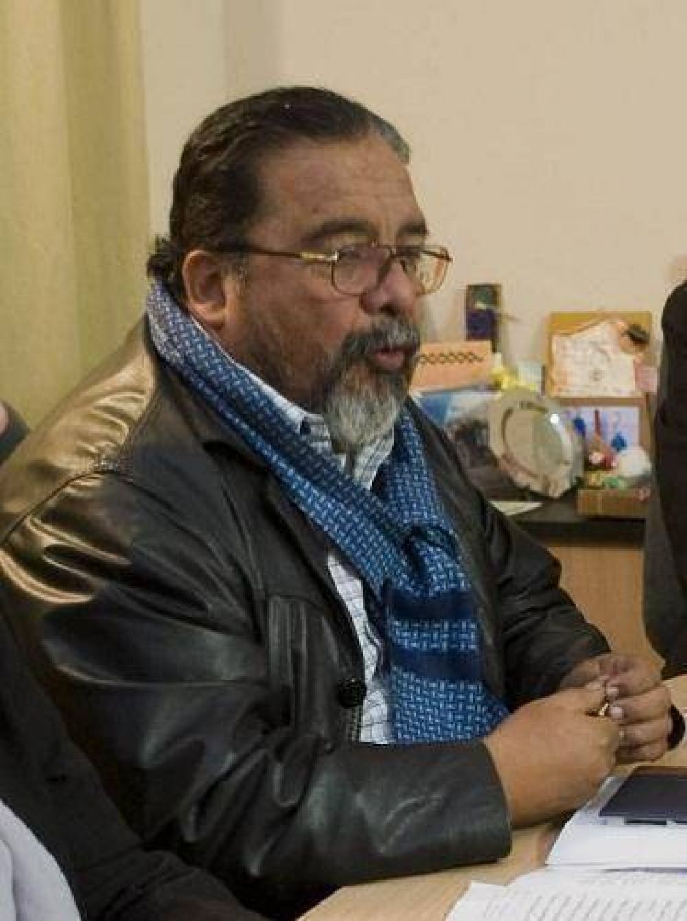 Reclaman a Perna sanciones