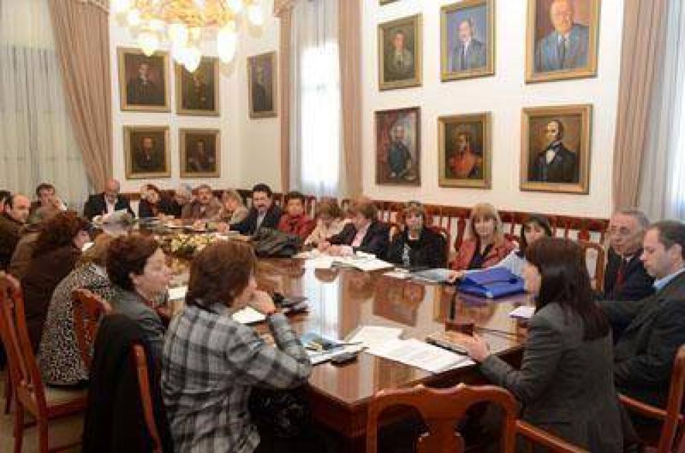 Designar�n delegados en las escuelas para agilizar el desarrollo de los comicios