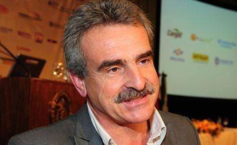 Rossi dijo que la Autov�a de la Ruta 11 est� incluida en el Presupuesto 2012
