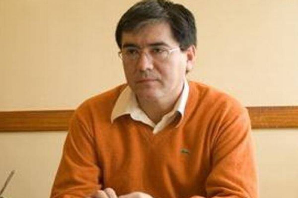 La CPR con tapones de punta pide la renuncia del ministro de Gobierno