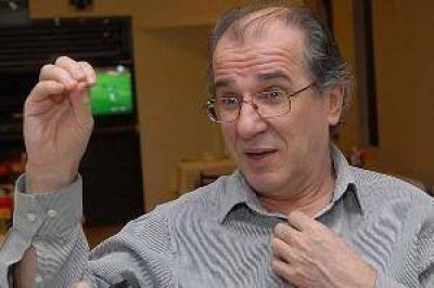 Dr. Tealdi: "La medicina tiene que aceptar l�mites, no est� ejercida por dioses"